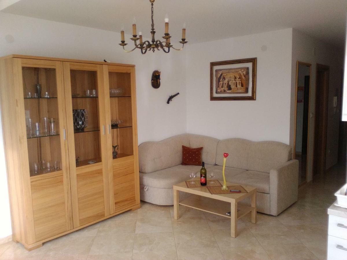 Apartament M & E Vodice Exterior foto