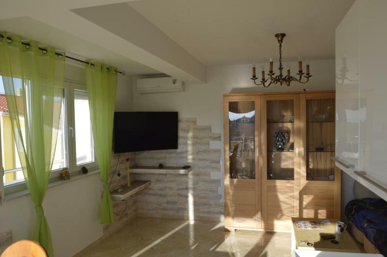 Apartament M & E Vodice Exterior foto